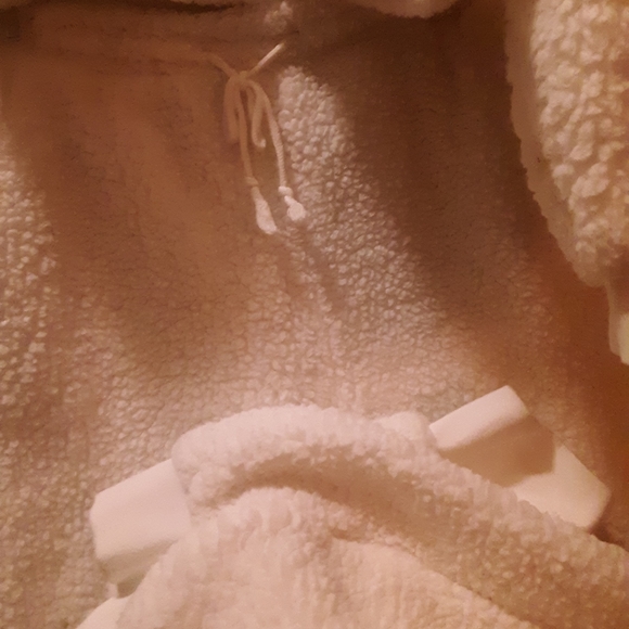 Sherpa top and pants set - Picture 5 of 5